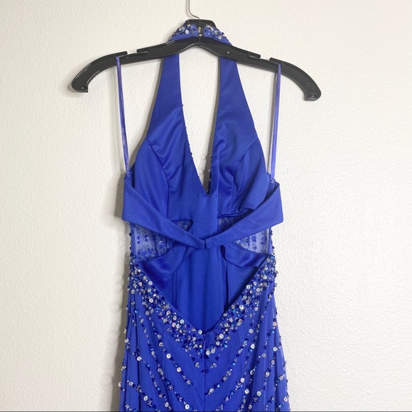 BACKLESS SEQUINED BALL GOWN - Picture 6 of 6